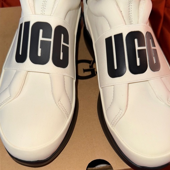 UGG Cream Slip-On Sneakers with Black Logo - Picture 6 of 9